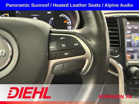 Used 2018 Jeep Grand Cherokee Limited AWD/4WD image 28