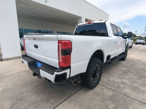 Used 2025 Ford F250 Lariat w/ Lariat Ultimate Package AWD/4WD image 7