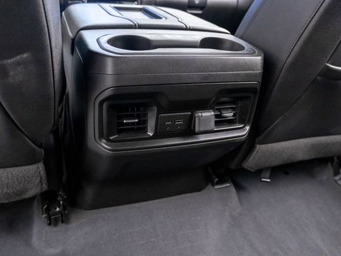 Used 2021 Chevrolet Silverado 1500 LT Trail Boss w/ Convenience Package II AWD/4WD image 19