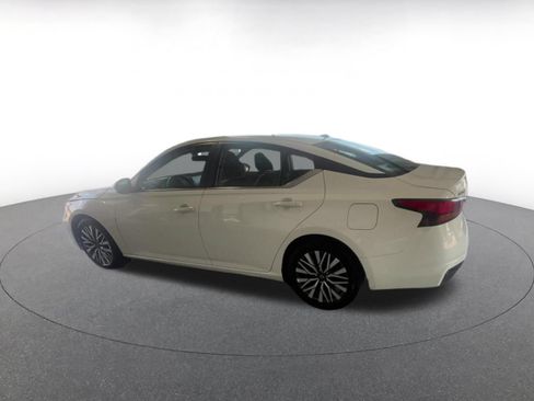 Used 2026 Nissan Altima 2.5 SV FWD image 10