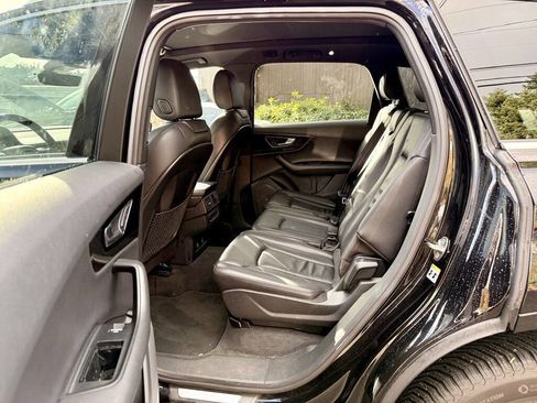 Used 2019 Audi Q7 3.0T Premium w/ Convenience Package AWD/4WD image 10
