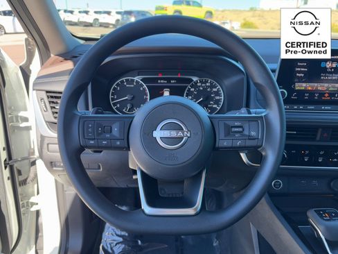 Certified 2023 Nissan Rogue S image 19