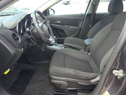 Used 2011 Chevrolet Cruze Eco image 10