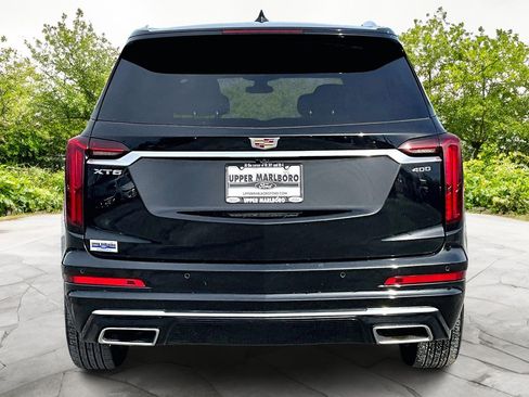 Used 2025 Cadillac XT6 Premium Luxury image 4