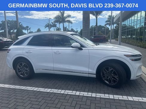 Used 2023 Genesis GV70 2.5T w/ Advanced Package AWD/4WD image 7