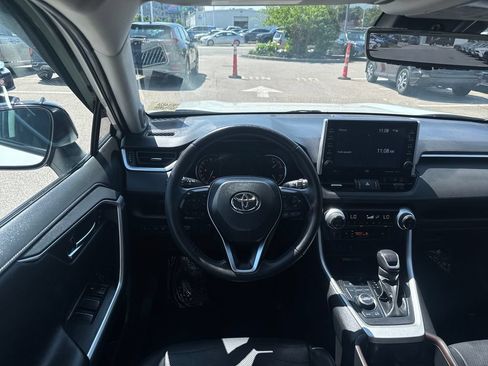 Used 2022 Toyota RAV4 Limited AWD/4WD image 13