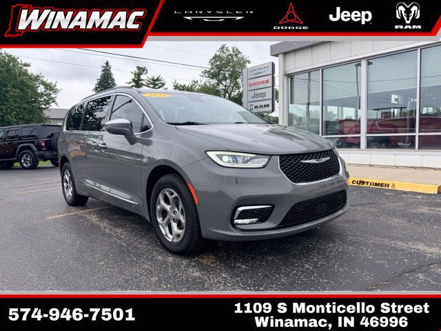 Used 2022 Chrysler Pacifica Limited w/ Uconnect Theater Family Group AWD/4WD image 1