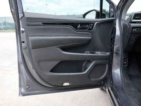 Used 2023 Honda Odyssey Elite image 15