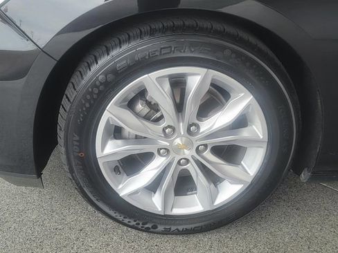 Used 2023 Chevrolet Malibu LT FWD image 6