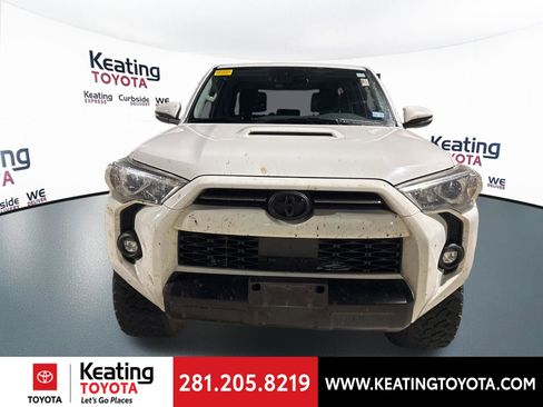 Used 2021 Toyota 4Runner TRD Off-Road Premium w/ Moonroof Package image 2