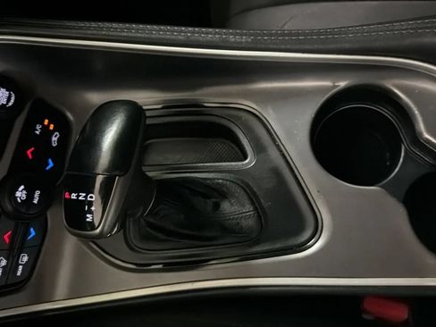 Used 2019 Dodge Challenger SXT RWD image 12