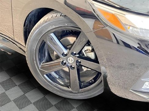 Used 2022 Nissan Sentra SR w/ Midnight Edition image 26