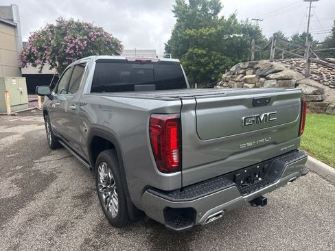 Used 2026 GMC Sierra 1500 Denali Ultimate AWD/4WD image 6