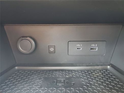 New 2025 Nissan Pathfinder Platinum image 24