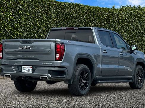 Used 2020 GMC Sierra 1500 Elevation w/ Elevation Value Package AWD/4WD image 4