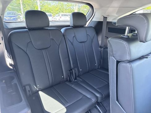 Used 2025 Kia Sorento S AWD/4WD image 31