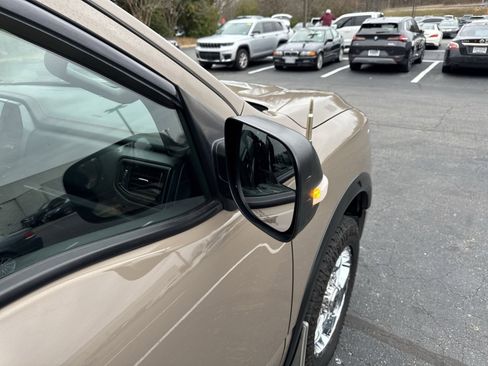 Used 2021 Nissan Titan PRO-4X w/ Pro-4x Convenience Package image 36