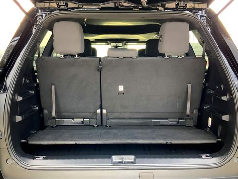 Certified 2025 Toyota Sequoia SR5 image 33