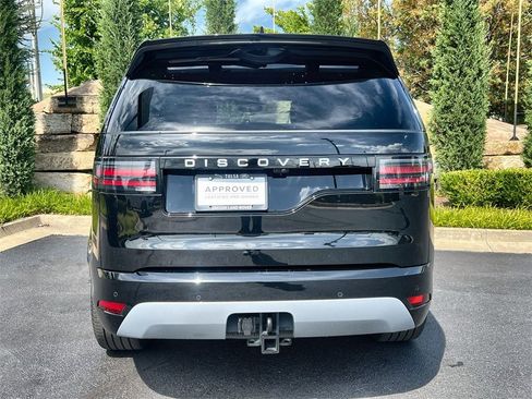 Certified 2025 Land Rover Discovery Metropolitan Edition image 4