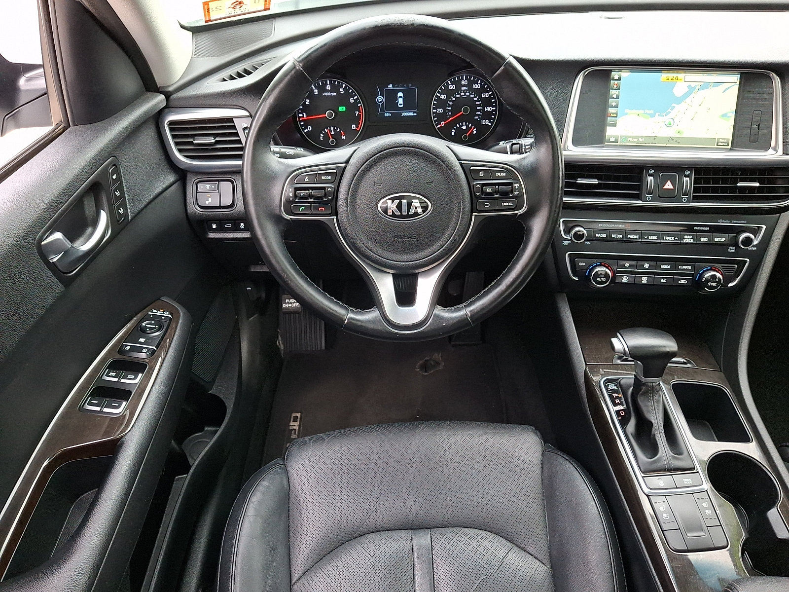 Used 2017 Kia Optima EX w/ Premium Package FWD image 11