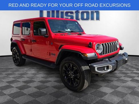 Used 2025 Jeep Wrangler Unlimited Sahara AWD/4WD image 3