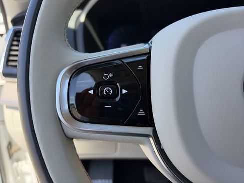 Certified 2023 Volvo XC90 B6 Ultimate AWD/4WD image 22
