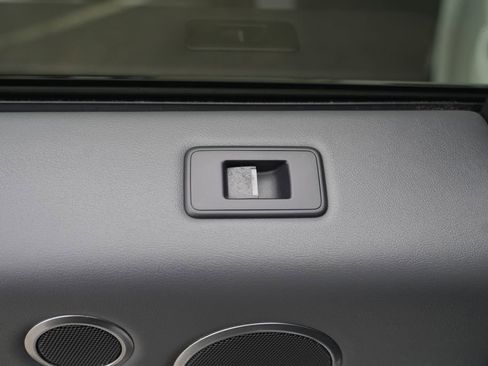 Used 2015 Land Rover Range Rover Sport HSE AWD/4WD image 29