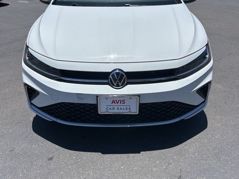 Used 2025 Volkswagen Jetta S FWD image 4