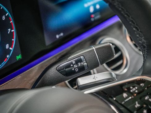 Used 2023 Mercedes-Benz E 350 Sedan image 21