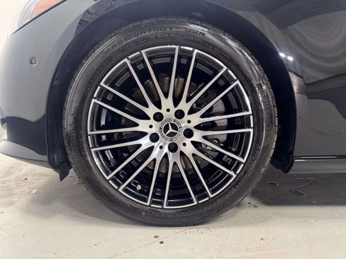 Certified 2025 Mercedes-Benz C 300 4MATIC Sedan image 33