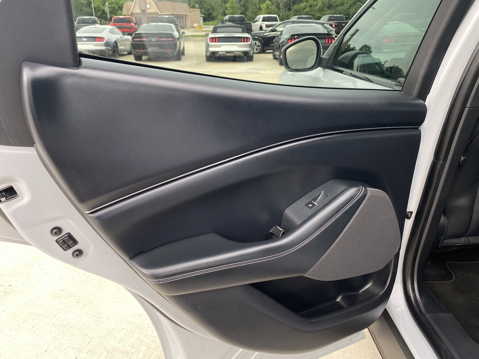 Used 2021 Ford Mustang Mach-E Select AWD/4WD image 18