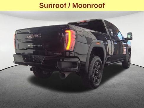 Used 2024 GMC Sierra 3500 AT4 w/ AT4 Premium Plus Package AWD/4WD image 5