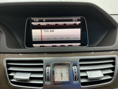 Used 2015 Mercedes-Benz E 350 4MATIC Sedan w/ Premium 1 Package image 34