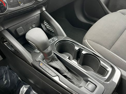 Used 2025 Chevrolet TrailBlazer LT image 39