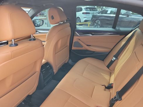 Used 2021 BMW 540i w/ Premium Package RWD image 13