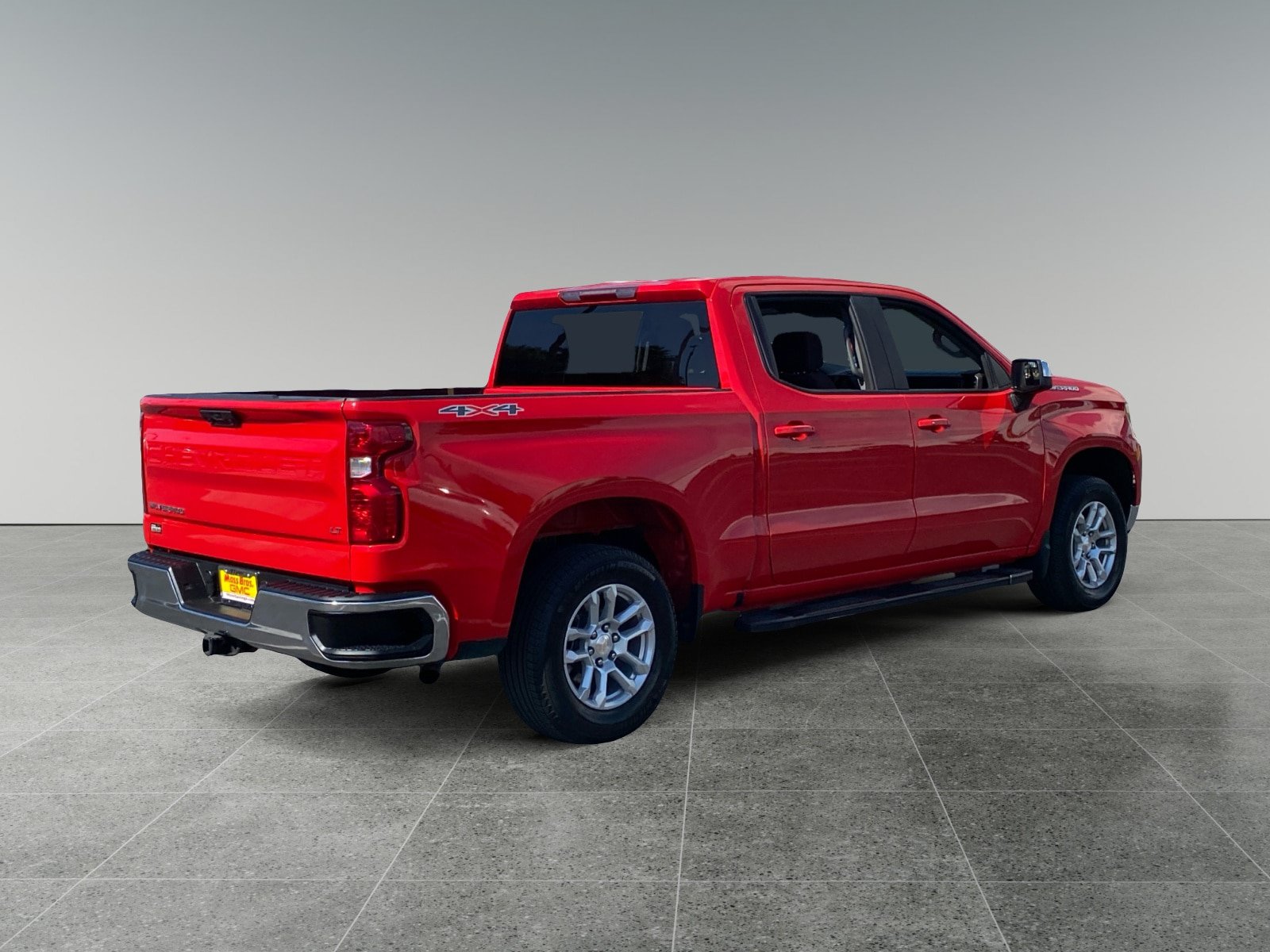 Used 2022 Chevrolet Silverado 1500 LT AWD/4WD image 5