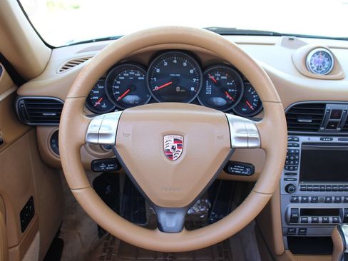 Used 2007 Porsche 911 Carrera RWD image 22
