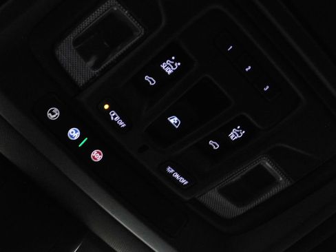 Used 2021 GMC Sierra 3500 Denali w/ Denali Ultimate Package AWD/4WD image 67