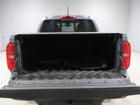 Used 2022 Chevrolet Colorado LT w/ Luxury Package image 5