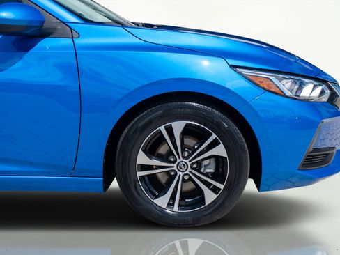 Used 2023 Nissan Sentra SV image 6