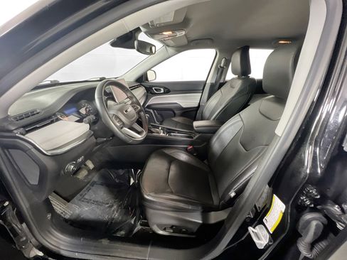Used 2022 Jeep Compass Limited AWD/4WD image 19