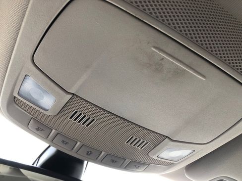 Used 2019 Ford Fusion SE image 30