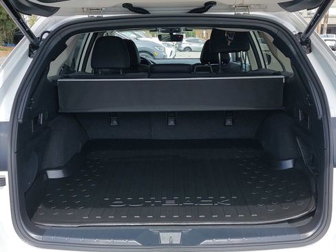 Certified 2024 Subaru Outback Onyx Edition AWD/4WD image 12