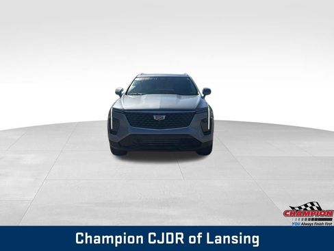 Used 2024 Cadillac XT4 Premium Luxury FWD image 9