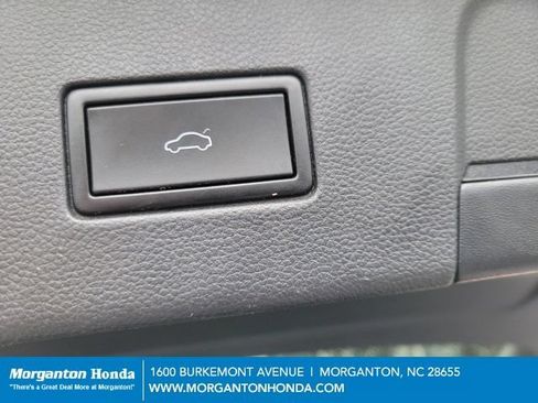 Used 2019 Volkswagen Atlas SEL FWD image 25