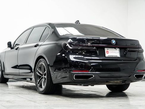 Used 2022 BMW 750i xDrive w/ Luxury Rear Seating Package AWD/4WD image 12