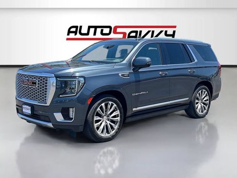 Used 2021 GMC Yukon Denali w/ Denali Ultimate Package AWD/4WD image 3