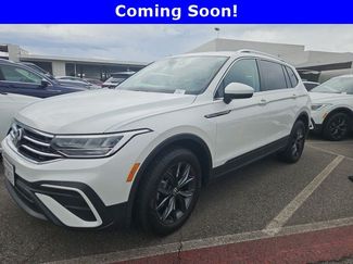 Used 2023 Volkswagen Tiguan SE FWD video 1