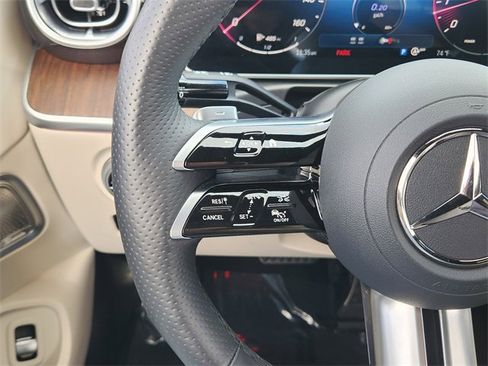 Used 2024 Mercedes-Benz CLE 300 4MATIC Coupe image 26