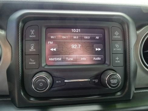 Used 2020 Jeep Wrangler Unlimited Sport AWD/4WD image 19